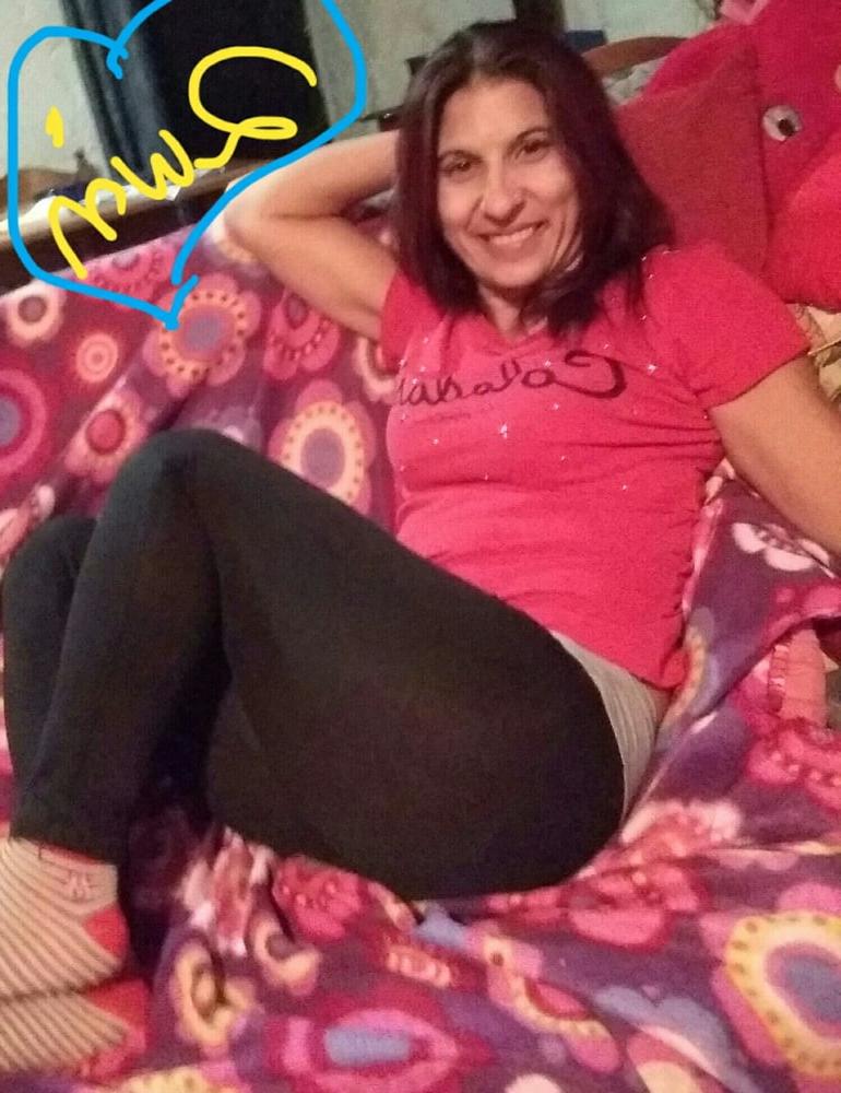 25P Greek MILF from social Media : Zoi