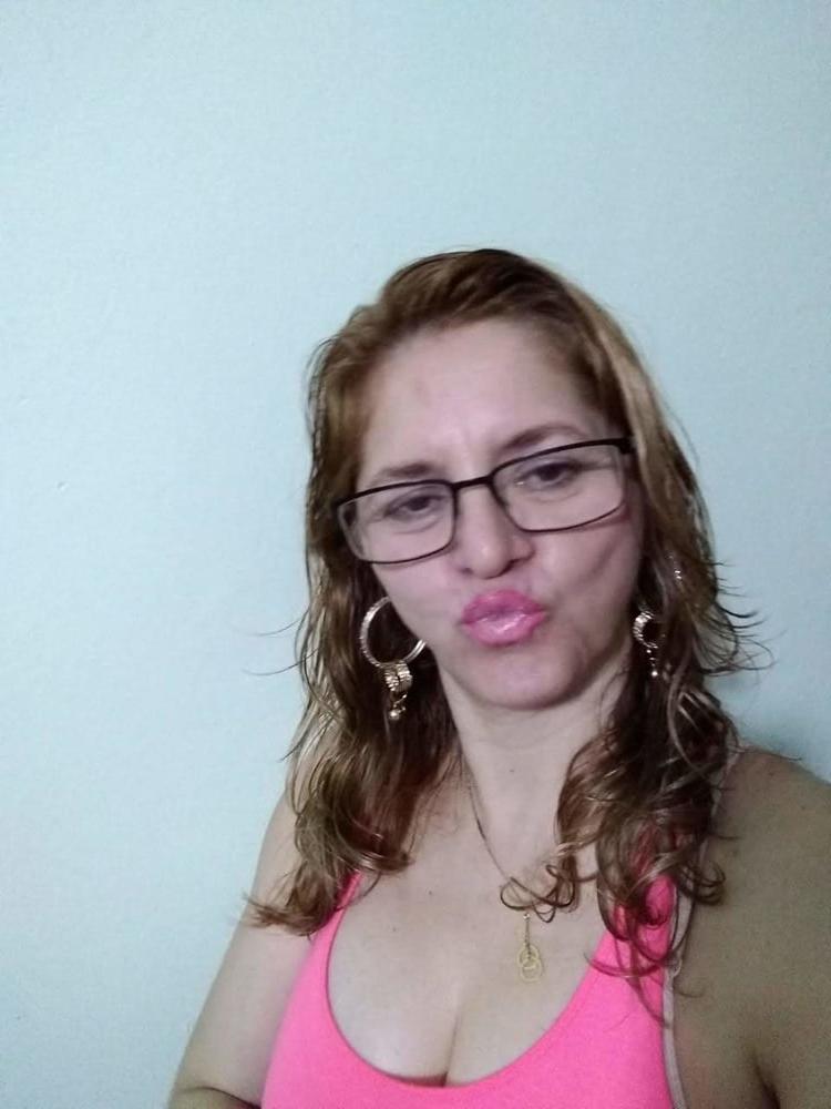 21P Sexy face (amateur milf)