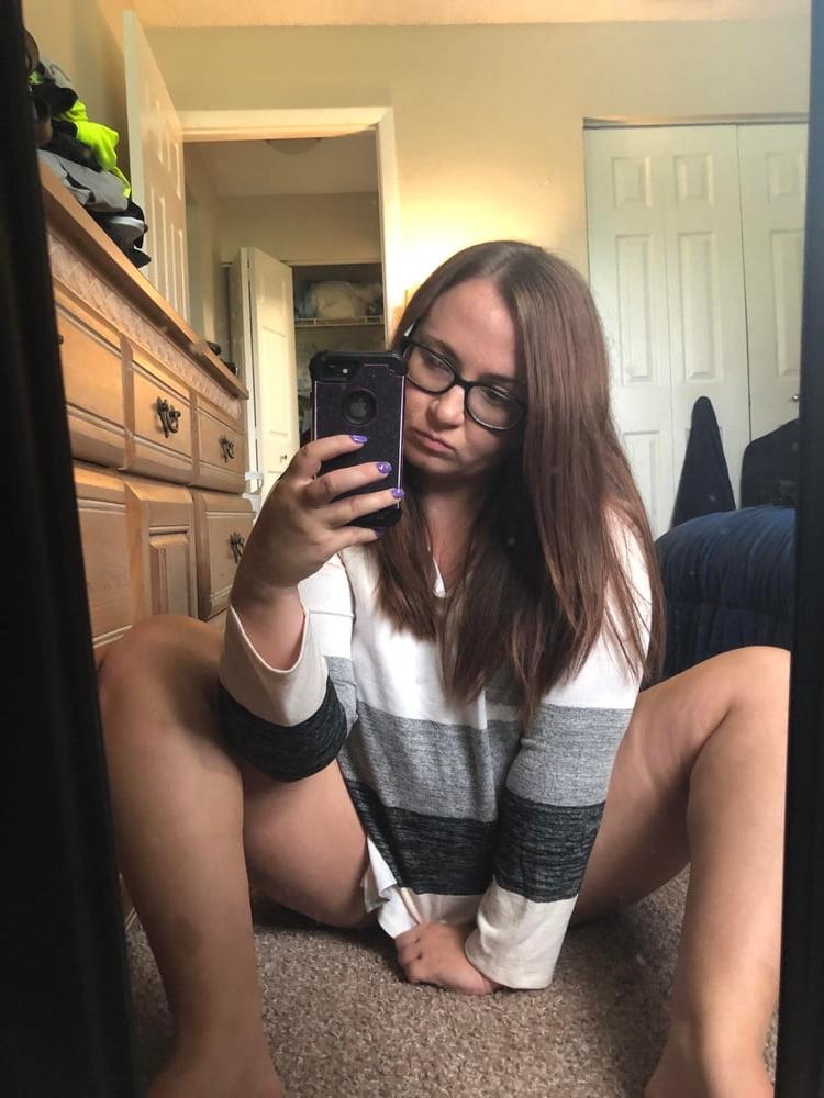 25P Hottest Milf Selfies 2