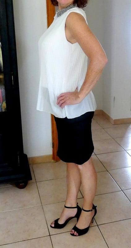25P New French Milf Vendeuse - part 3