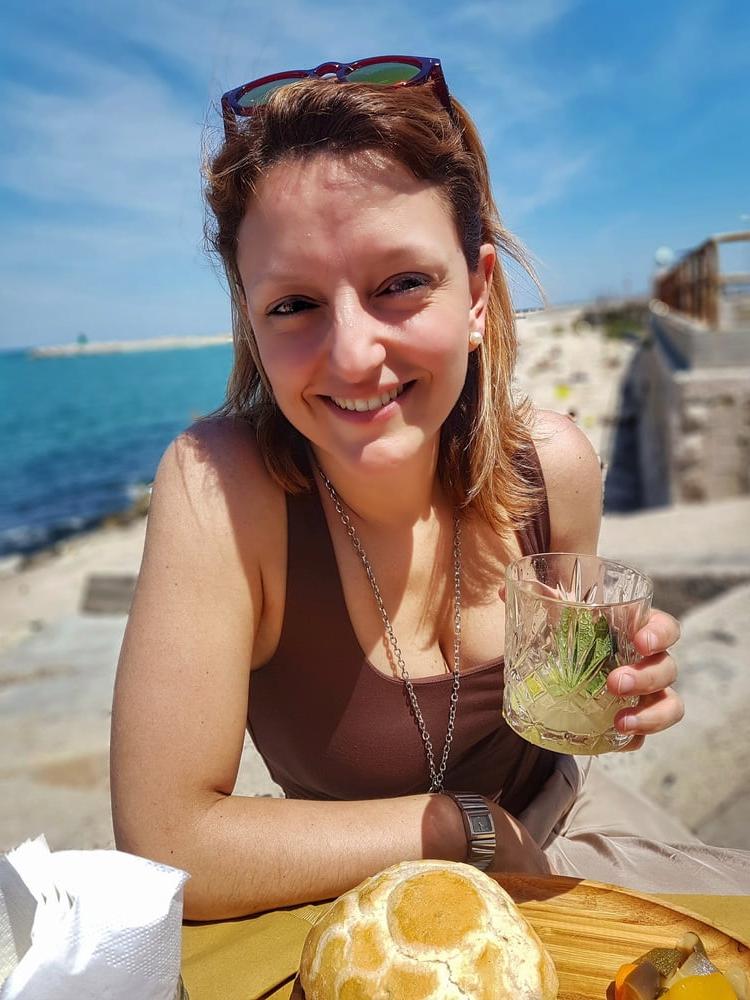 25P EXPOSED SLUT MILF ITALIAN