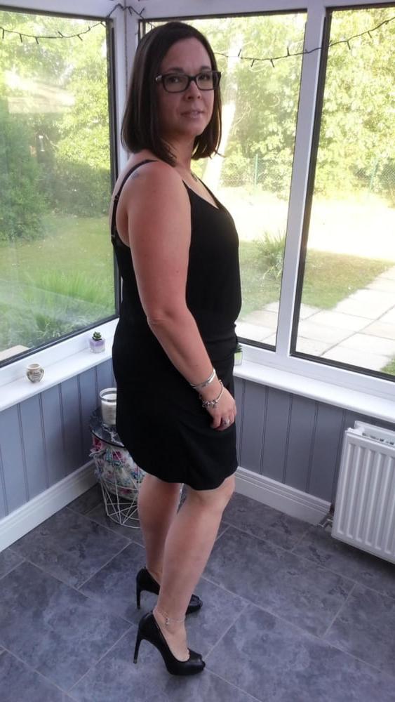 25P MILF Samantha (Xhamster profile Guinness32)