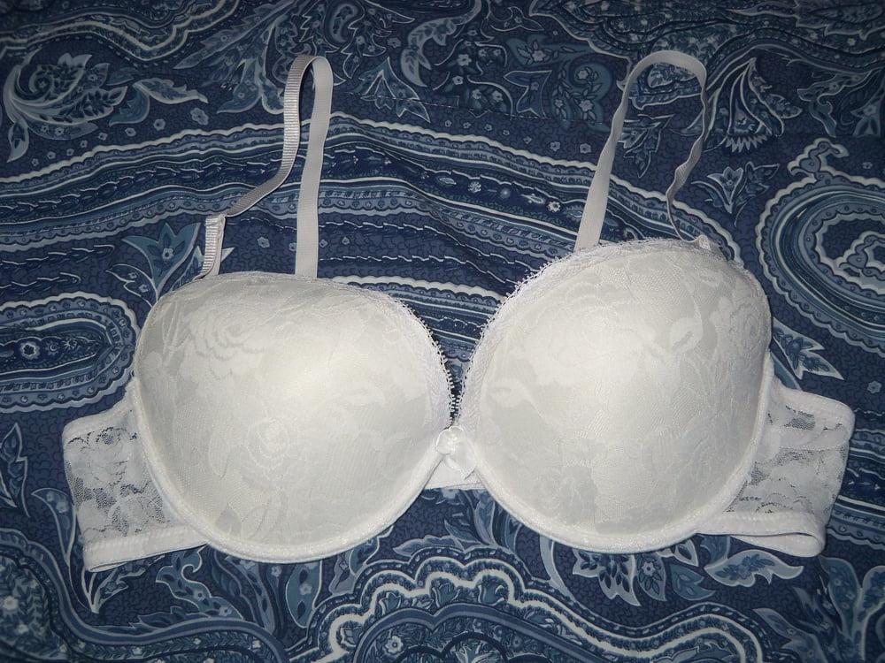 25P Becky's Bra's