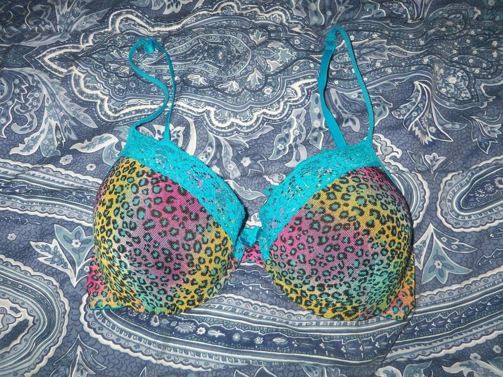 25P Becky's Bra's