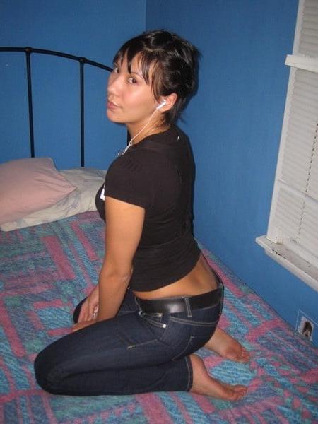 25P Milf Kyoko