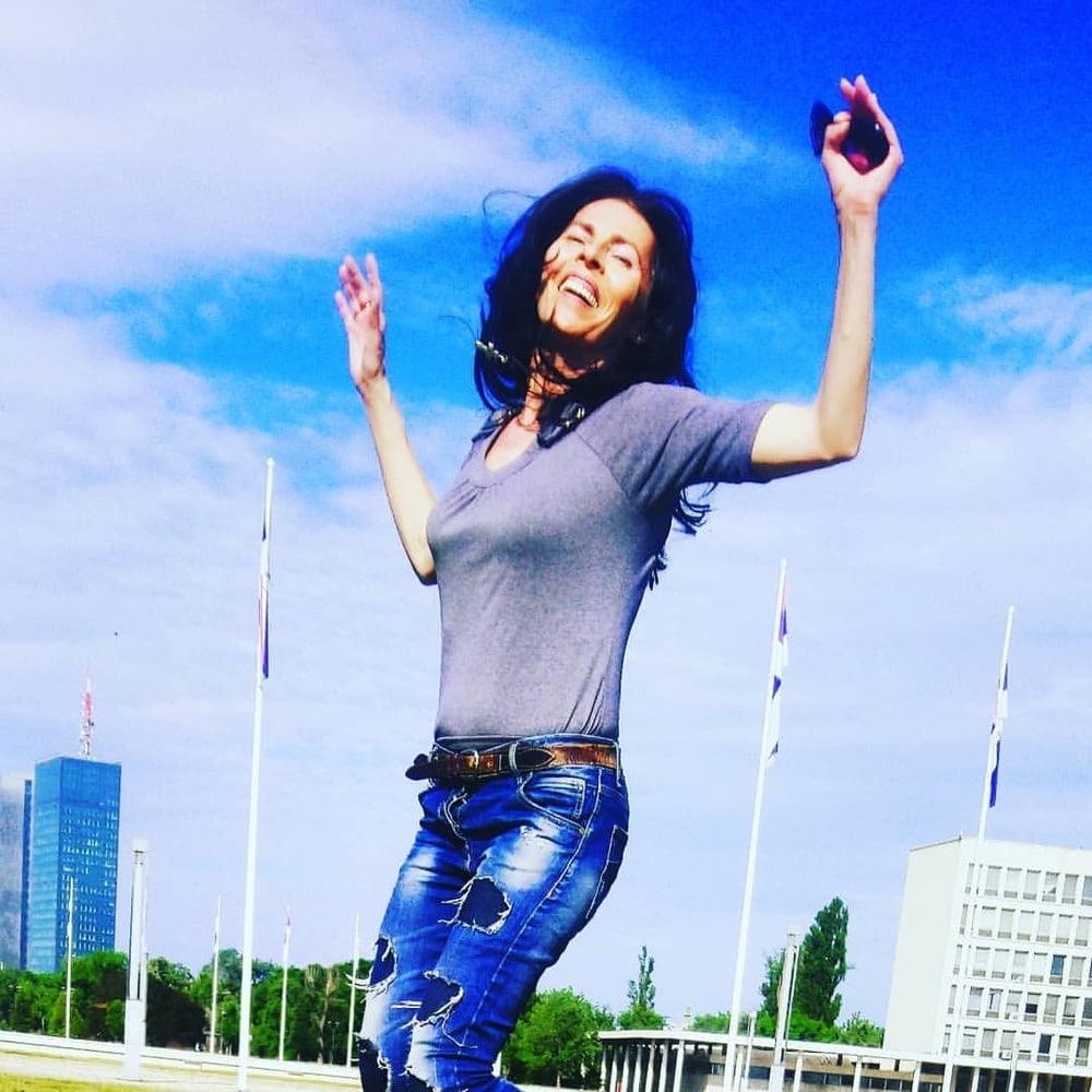 25P Serbian hot slut skinny milf mom Neda Vajdic