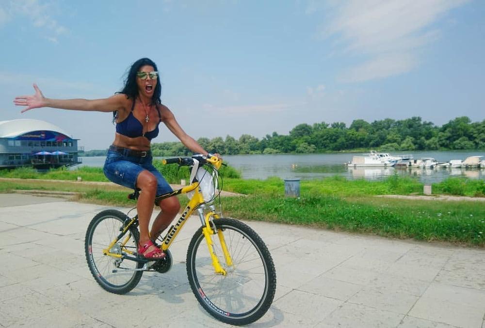 25P Serbian hot slut skinny milf mom Neda Vajdic