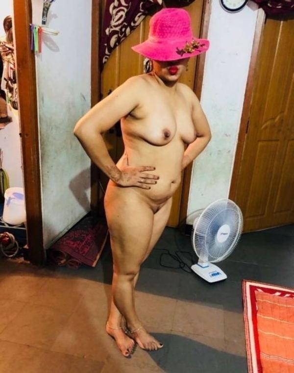 12P Sri Lankan Milf YouTube Star - Ape Amma Leaked