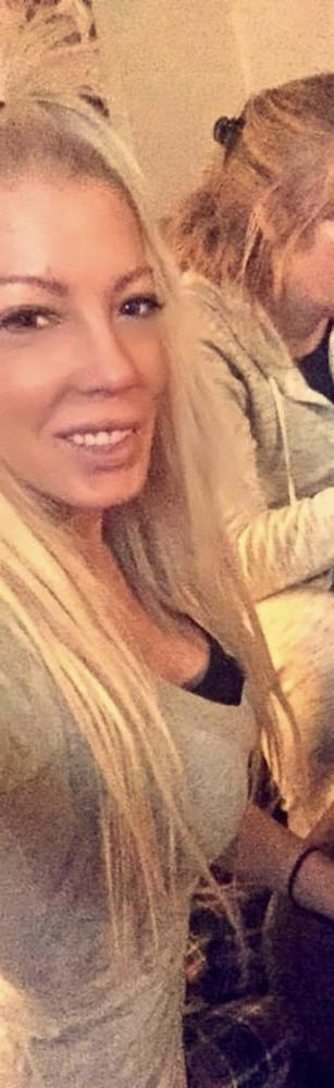 25P Tan Perky Boobs New York MILF