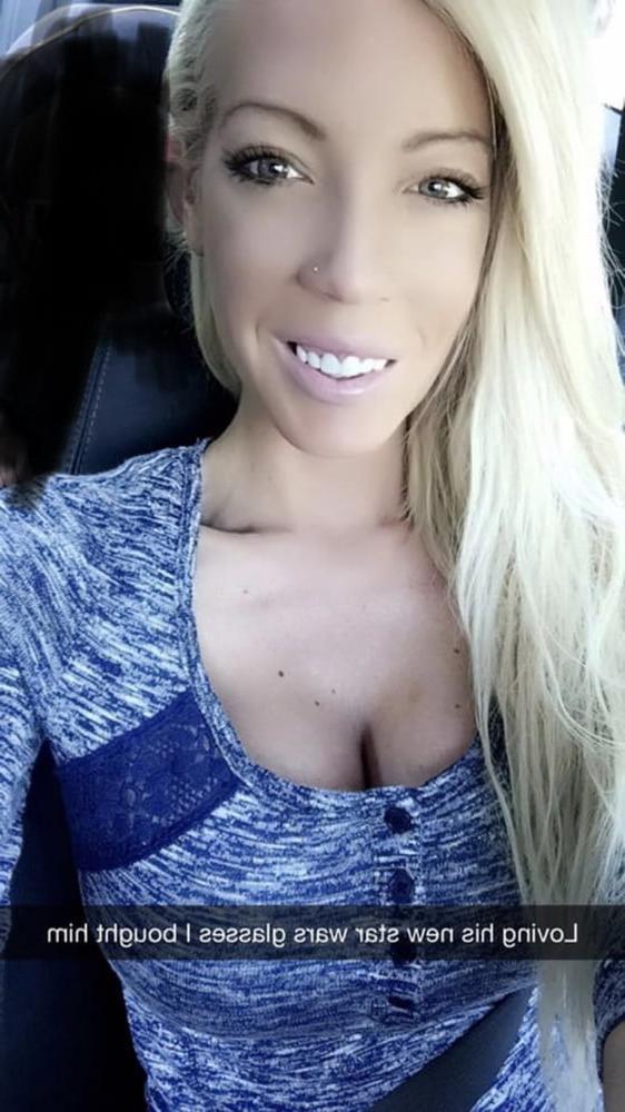 25P Tan Perky Boobs New York MILF