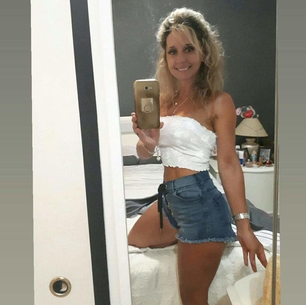 25P Hermosa milf del Facebook
