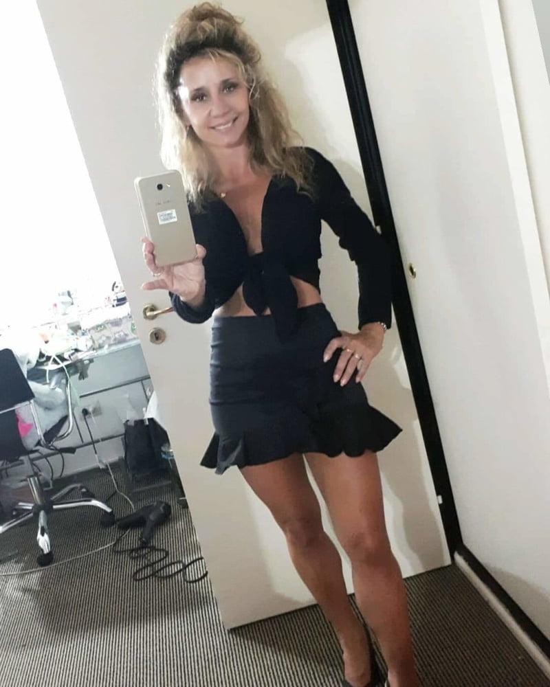 25P Hermosa milf del Facebook