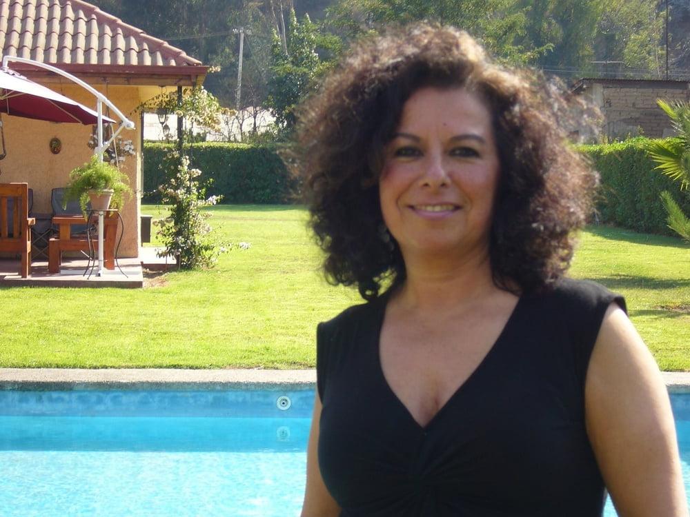 25P Maria latin MILF shower spy