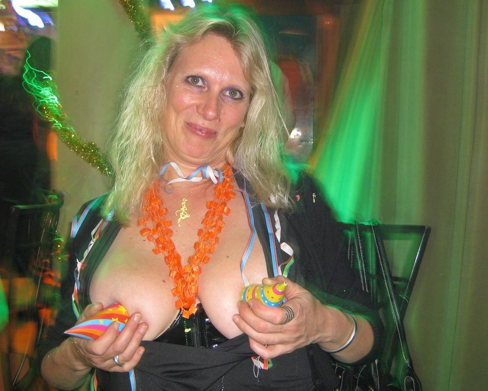 25P Amateur Slut Wife Owned and Exposed