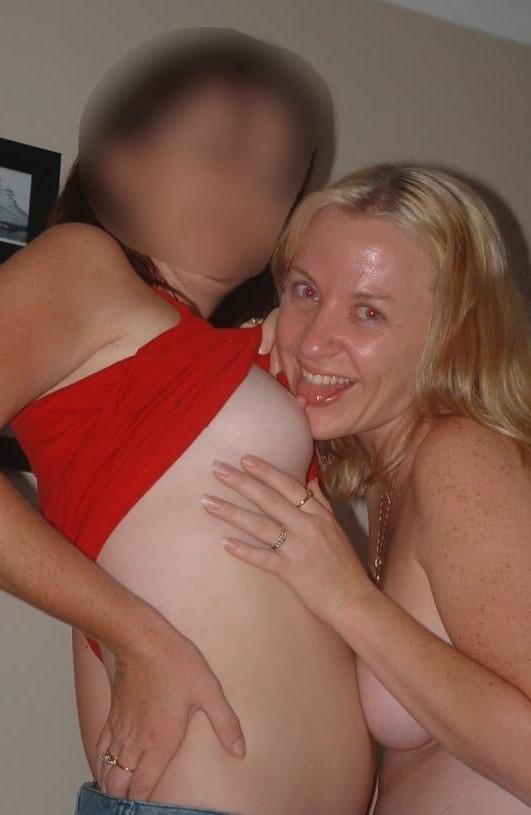 25P Blond wife pregnant lesbian public flasing peeing and fuck