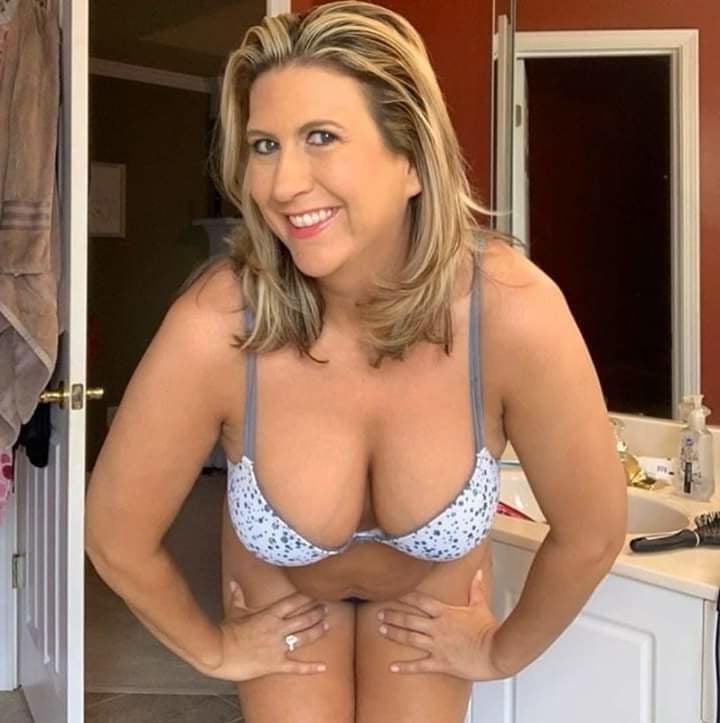 25P MILF Wives 128