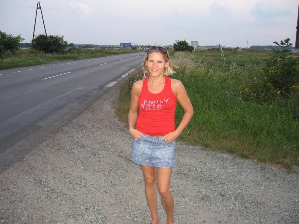 25P Fuck with this amateur mom Desire