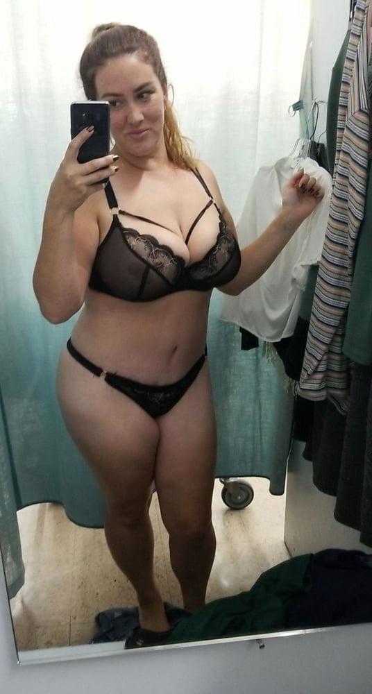25P Beautiful and Busty MILFs 44