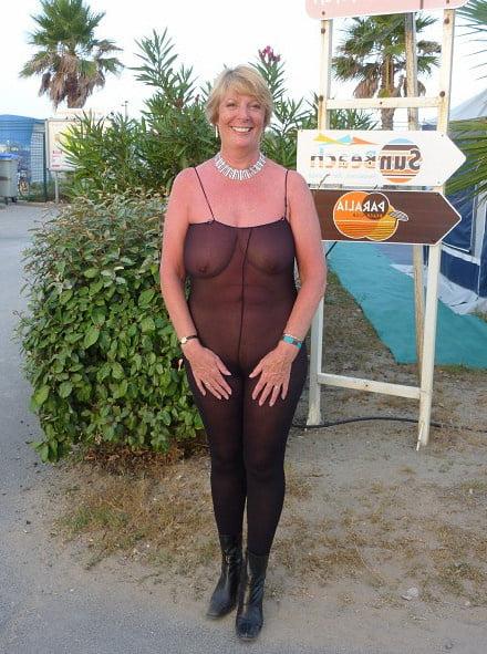 25P Sheila Mature Uk Milf