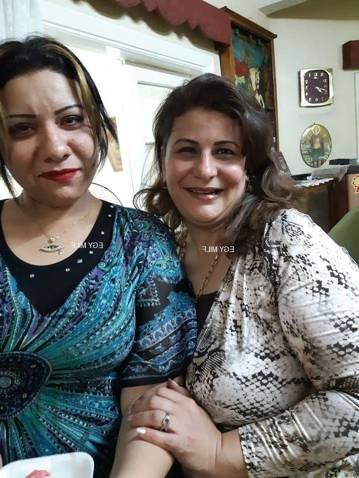 25P Enas Hot Milf