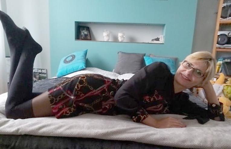 25P Malgorzata 47 - Polish very busty mature amateur.