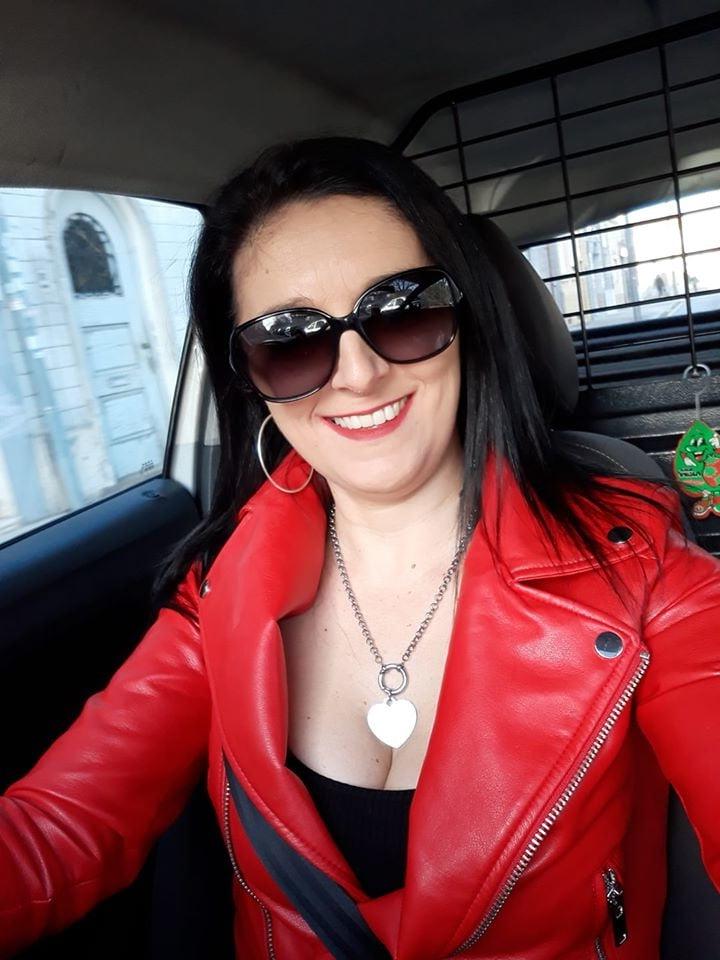 25P tuga milf not nude