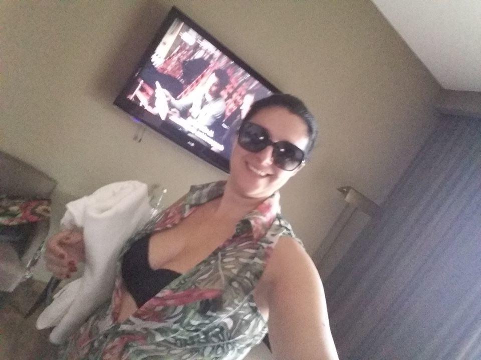 25P tuga milf not nude