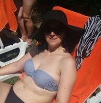 25P tuga milf not nude