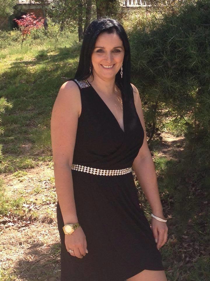 25P tuga milf not nude
