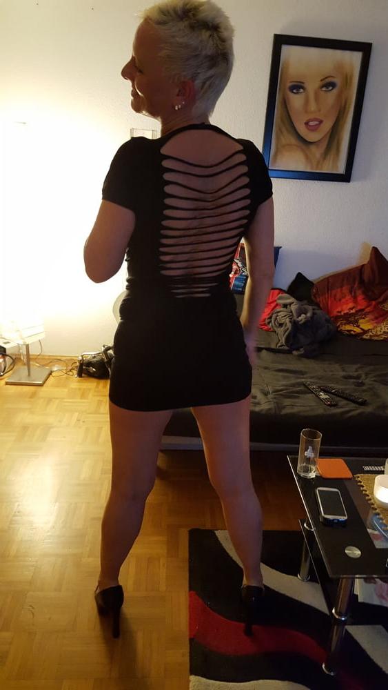 25P 2 Milf Bitches