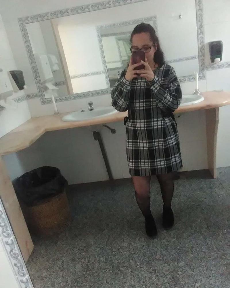 25P Matures, Milfs, teens, and legs