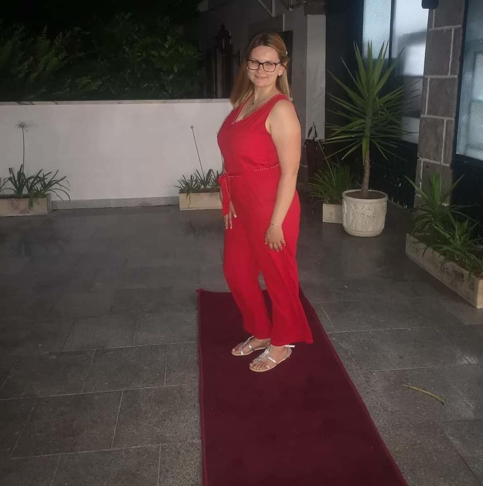 25P Matures, Milfs, teens, and legs