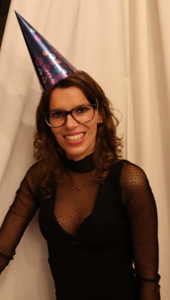25P Matures, Milfs, teens, and legs