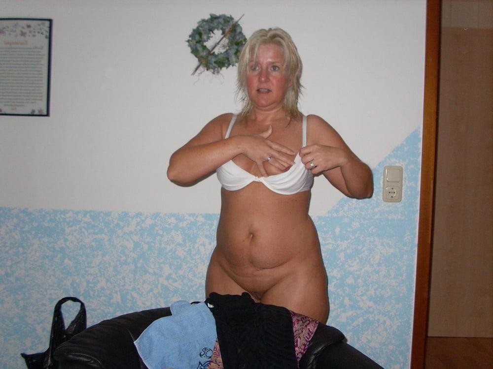 25P MILF