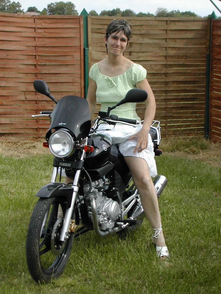 25P Mature Amateur 03