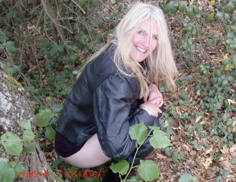 25P Mature Amateur 05