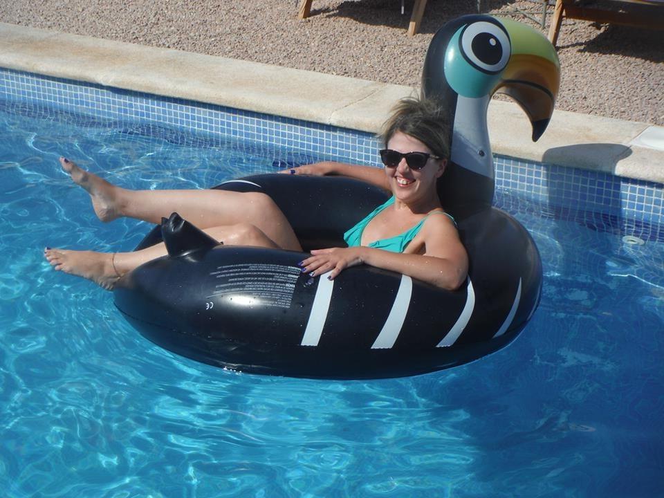 20P slut milf Margarida on vacations - to repost