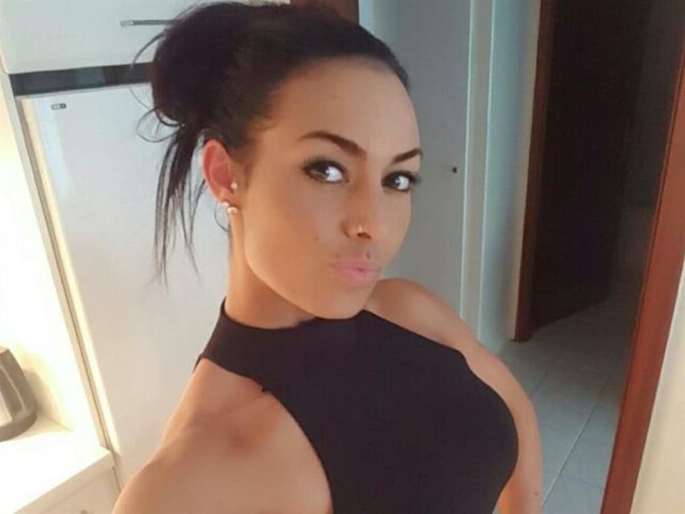 22P Exotische Milf Mina aus Schleswig