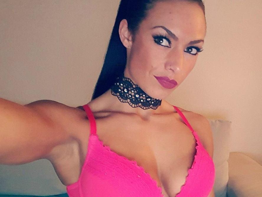 22P Exotische Milf Mina aus Schleswig