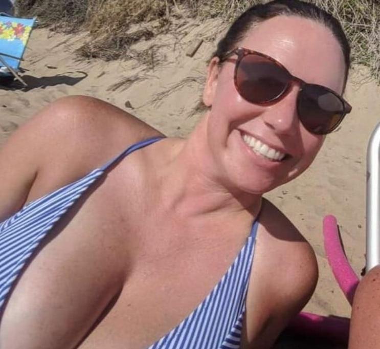 25P Beautiful and Busty MILFs 43