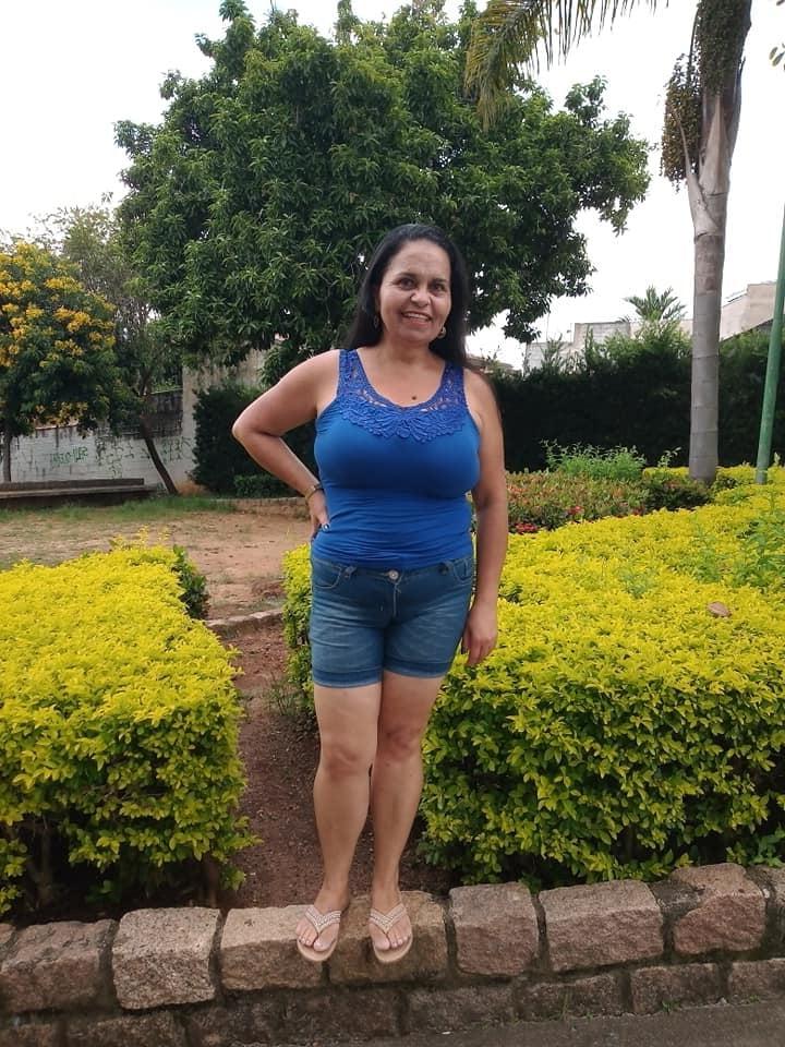 21P BUSTY MILF SUSANA