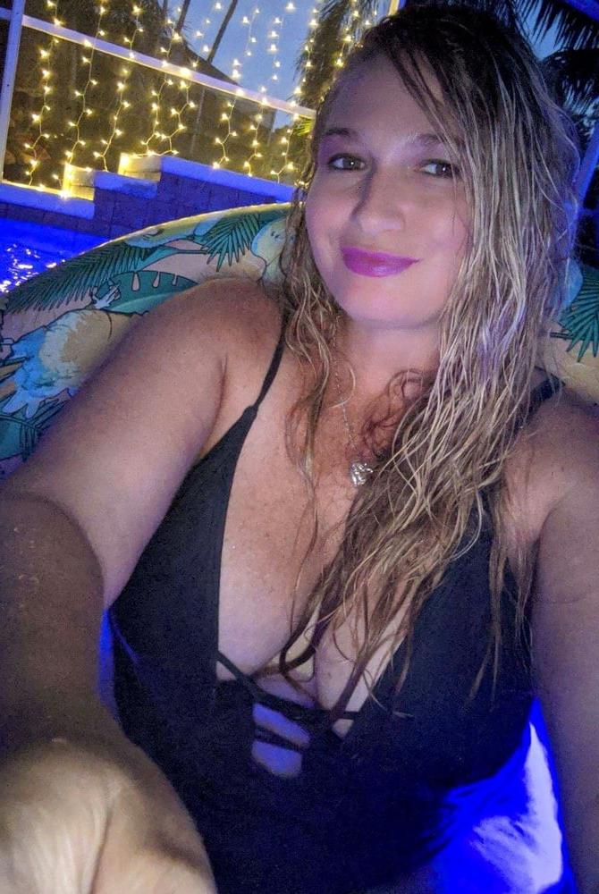 16P Milf Eva Emerald