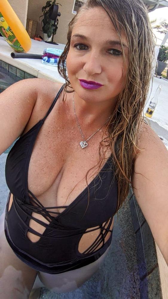 16P Milf Eva Emerald