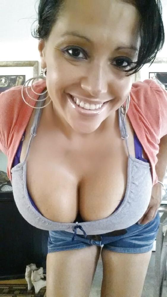 25P Busty Milf With Great Tits