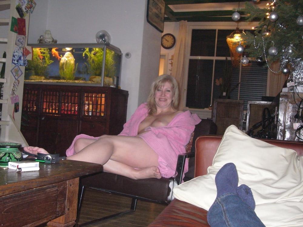 21P Esther Dutch Blonde Milf Exposed