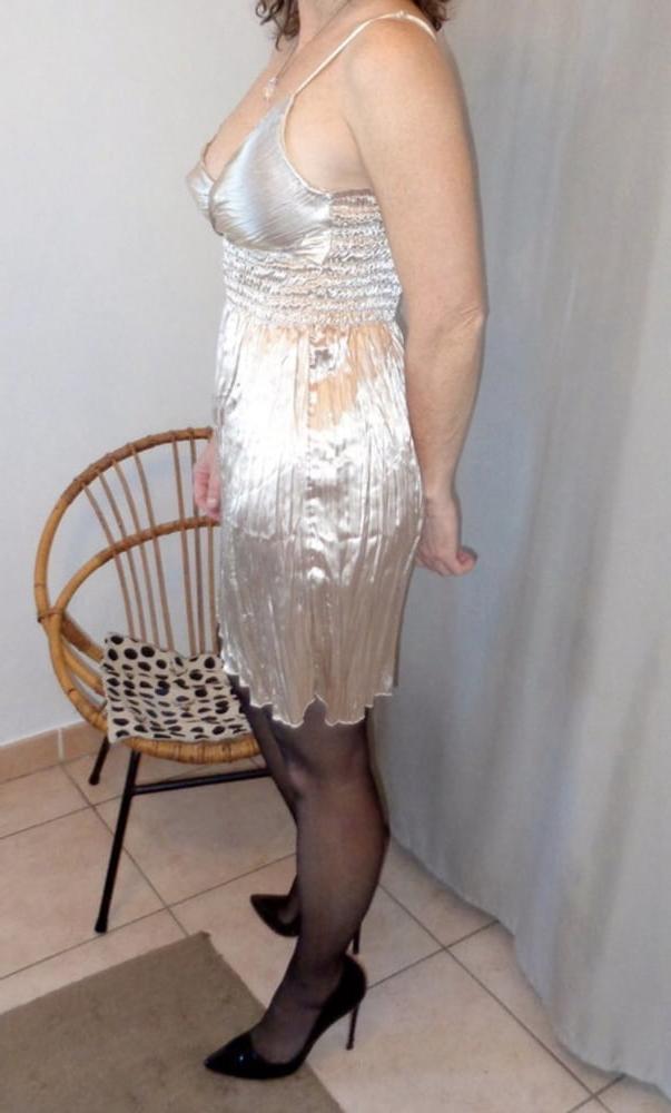 25P New French Milf Vendeuse - part 2