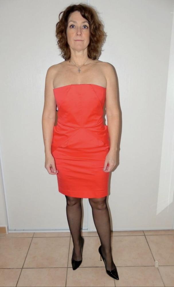 25P New French Milf Vendeuse - part 2