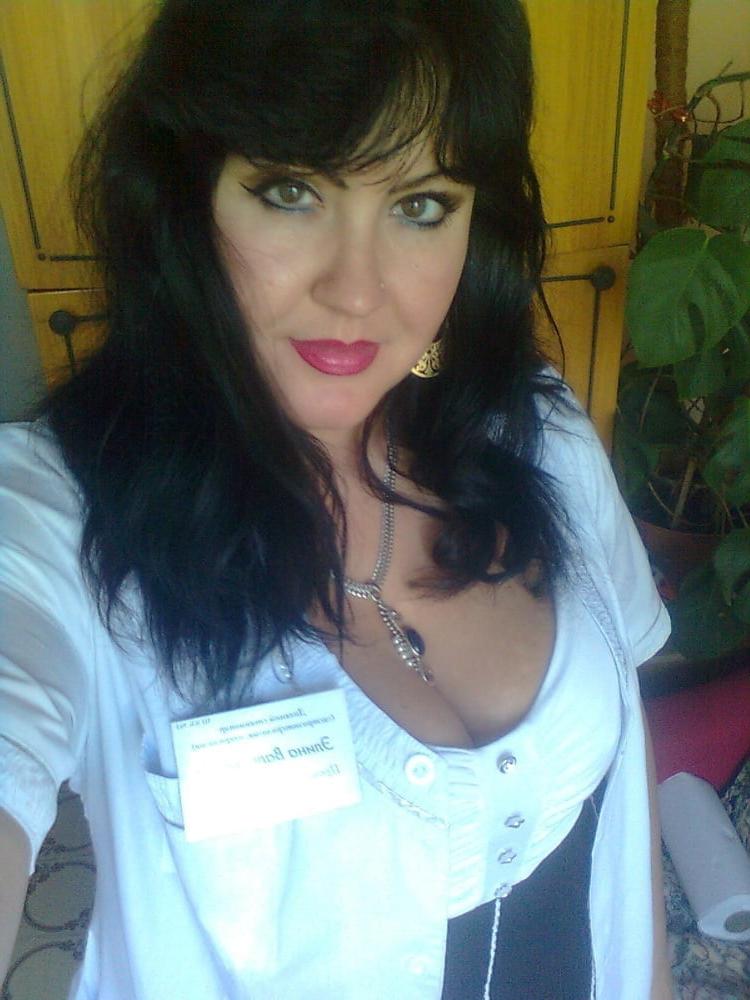 8P Horny Ukranian milf from Donetsk