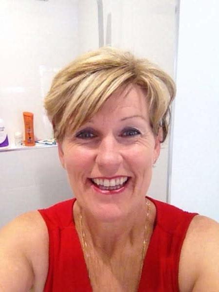 25P Mature MILF Exposed