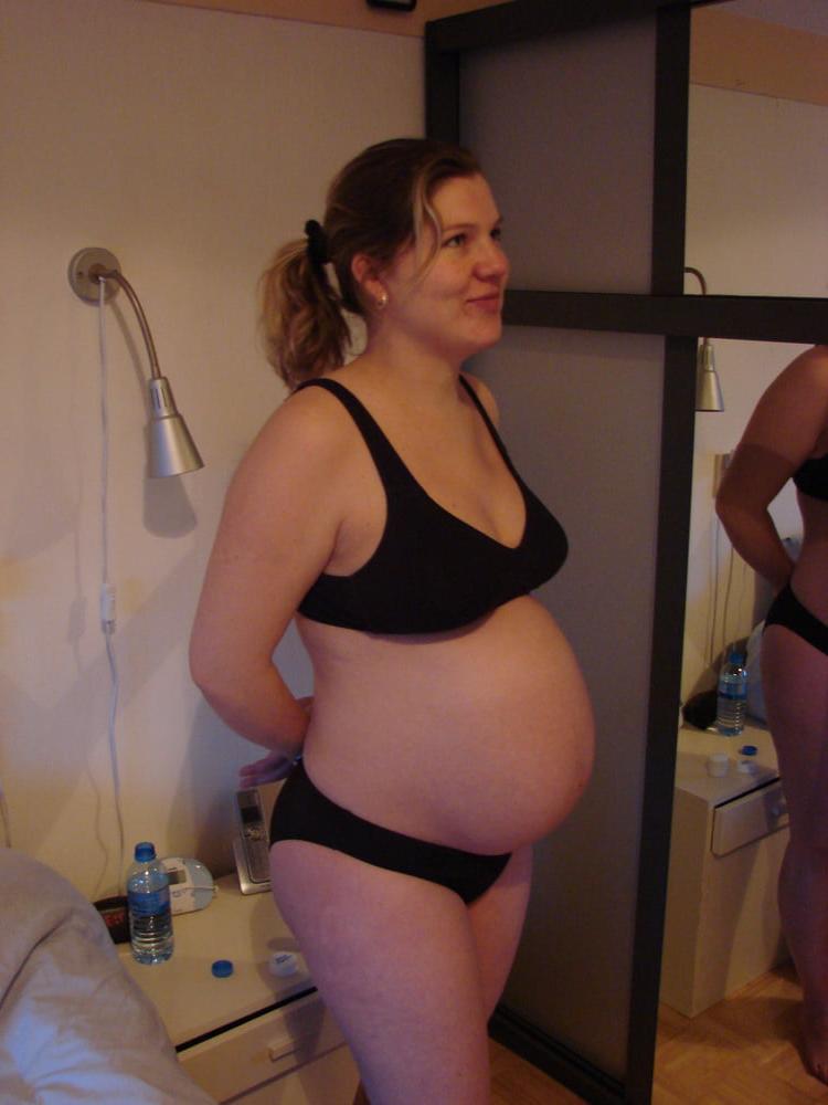 10P Schwangere MILF